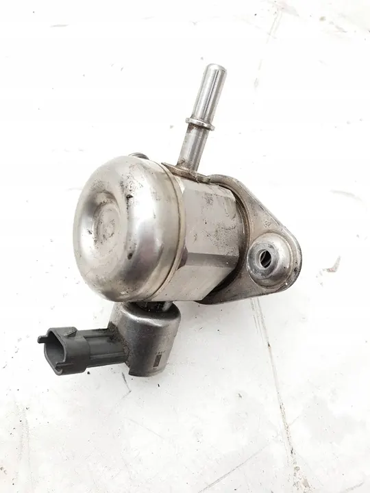 Bomba de combustible de alta presión Ford Kuga II 2014 AG9E9D376AB image 2