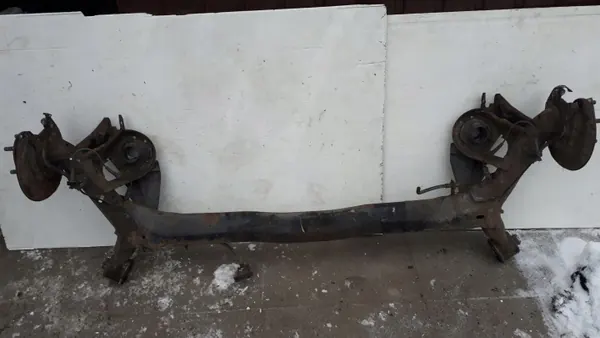 Viga trasera Honda Civic VIII OEM tylna belka image 2