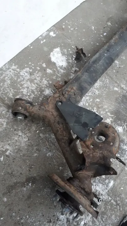Viga trasera Honda Civic VIII OEM tylna belka image 7