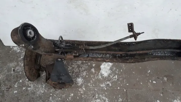 Viga trasera Honda Civic VIII OEM tylna belka image 9