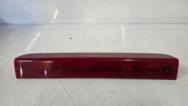Feu Stop OEM 89078988 pour Renault Scenic III image 2