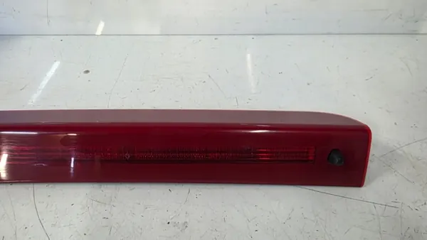 Feu Stop OEM 89078988 pour Renault Scenic III image 3