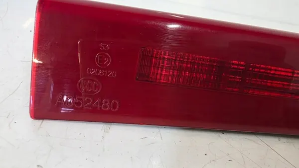 Feu Stop OEM 89078988 pour Renault Scenic III image 4