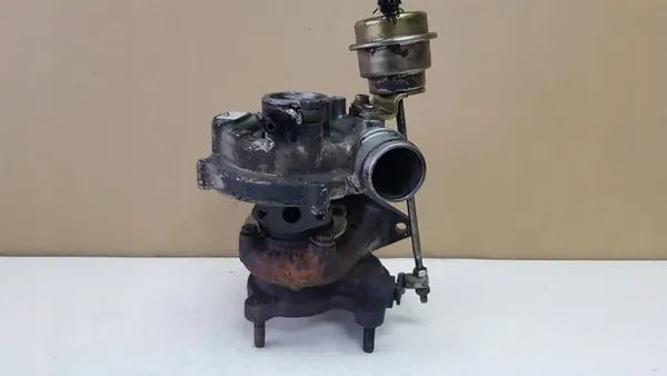 Volkswagen OE 038145701D Turbo image 2