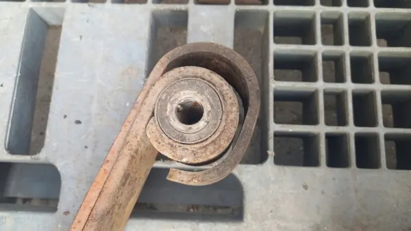Ressort à lames avant OEM 01 pour Daewoo Lublin III image 8