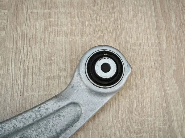 Braccio sospensione posteriore destro Audi A5 F5 2.0 TFSI OEM image 2