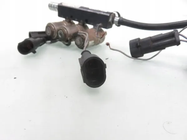 LPG-Einspritzschiene OEM 67R010738 - Gebraucht image 4