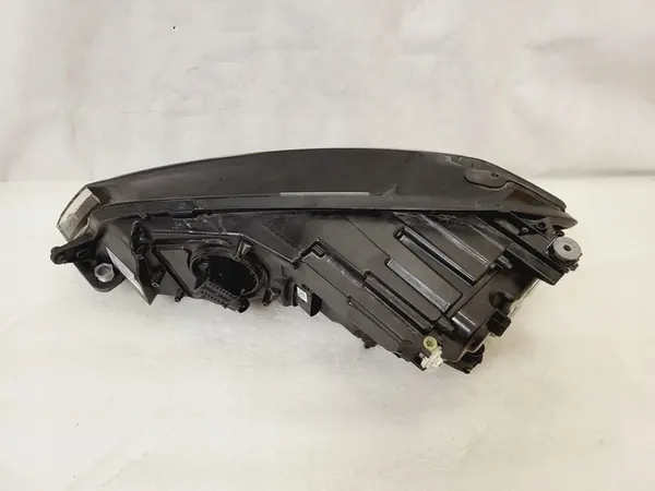 VW GOLF VII LIFT GTI FULL LED Farol Direito image 4