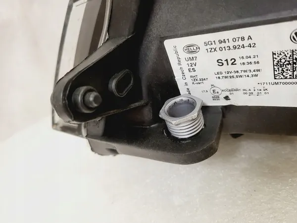 VW GOLF VII LIFT GTI FULL LED Farol Direito image 6