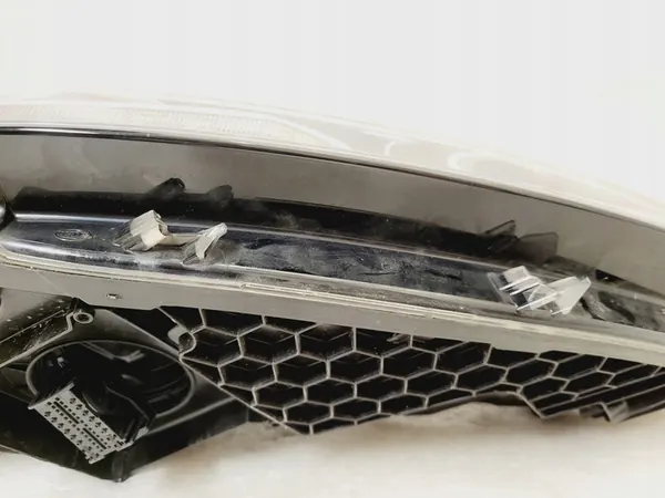 VW GOLF VII LIFT GTI FULL LED Farol Direito image 8