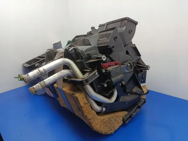Núcleo de Aquecimento Audi A4 B7 2.0TFSI OEM 8E1820005H image 3