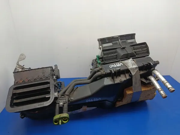 Núcleo de Aquecimento Audi A4 B7 2.0TFSI OEM 8E1820005H image 5
