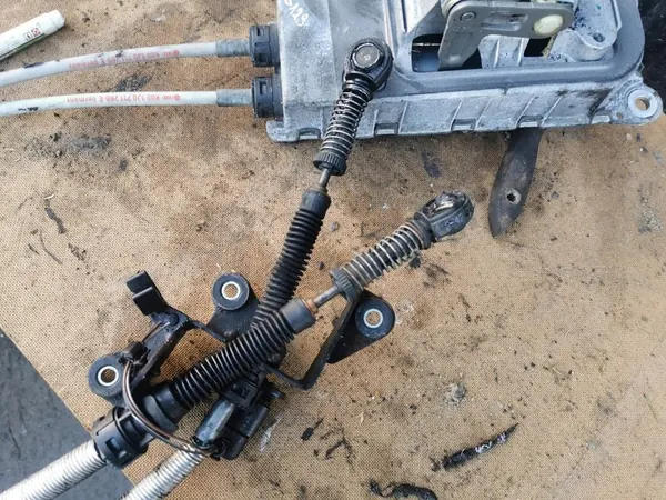 Vaihteensiirrin 1.9TDI VW, AUDI, SKODA, SEAT 1J0711061C image 2