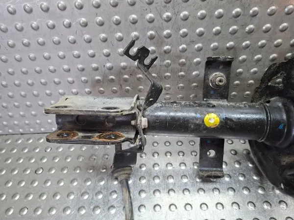 Vorderer rechter Stoßdämpfer OEM S26309129 Renault image 3