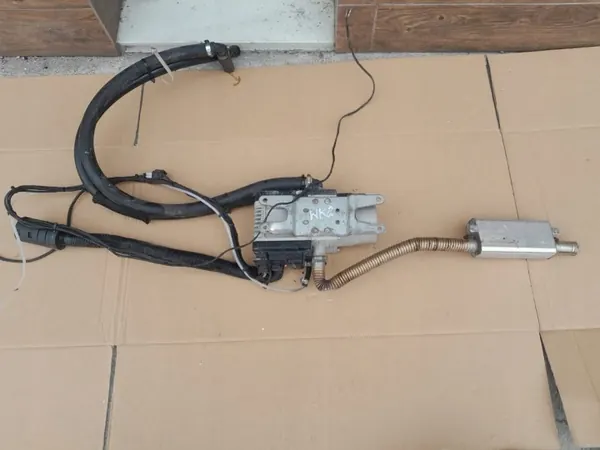 Aquecedor Webasto OEM para Jeep Grand Cherokee WK2 Diesel image 2