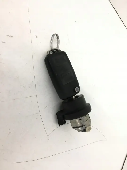 Chave OEM 1K0959753N para Skoda Superb - Usada image 2