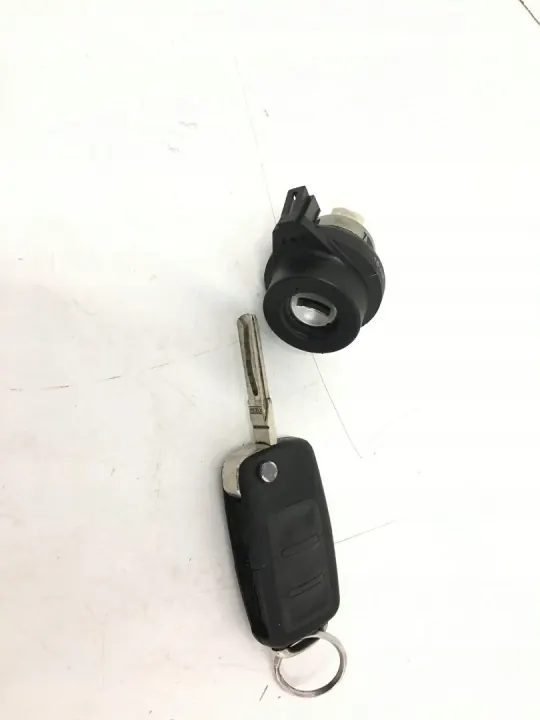 Chave OEM 1K0959753N para Skoda Superb - Usada image 3