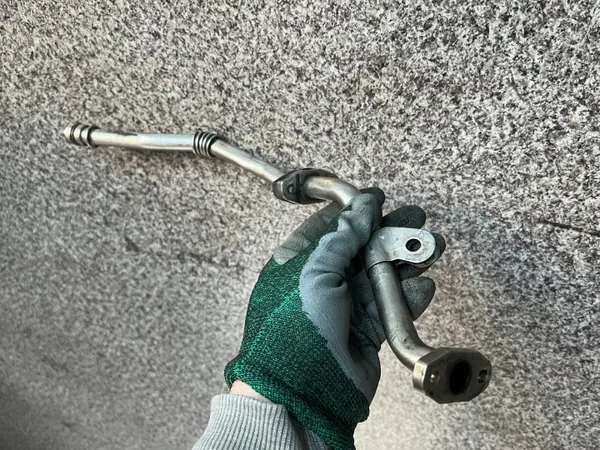 Turbo-olieafvoerpijp OEM 13935-67JG1 voor Suzuki Grand Vitara image 6