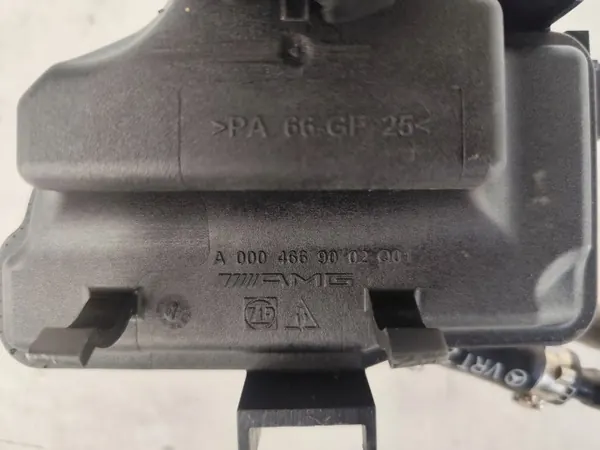 Mercedes servostyrningsbehållare OEM A0004669002 image 3