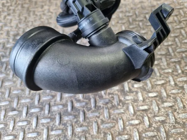 Luftschlauch VW T-Roc 2.0 2018- image 4