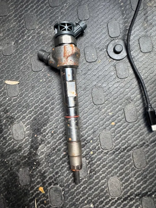 Inyector OEM 255519 para Maxus T60 V80 G10 V90 image 2