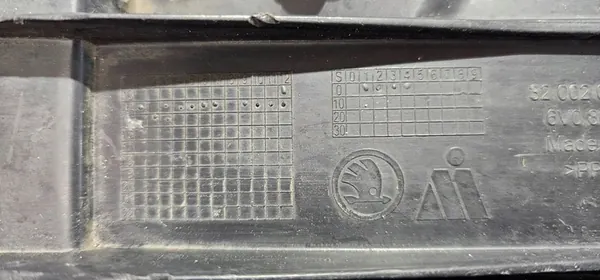 Piastra di protezione paraurti anteriore Skoda Fabia III 14- OEM 6V0807611 image 9