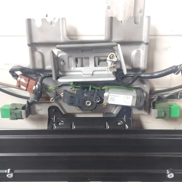 Taklucka HONDA ACCORD V 4D 93-98 OEM Del image 9