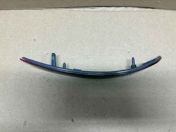 Reflector parachoques trasero Ford Mustang Mach-E OEM LJ8B-13B414-A image 3