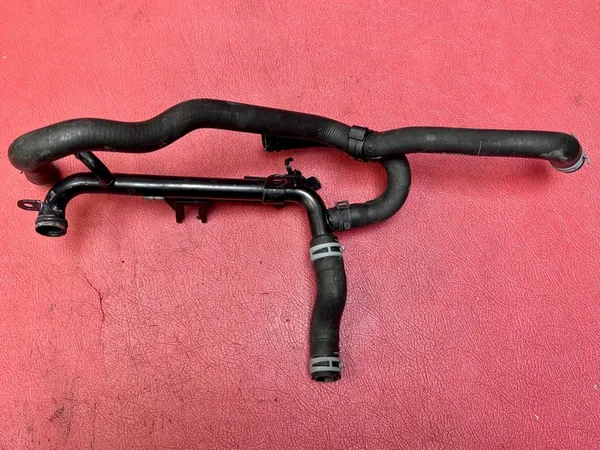 Vesiputki VW Seat 2.0 TSI CDL 2010 06F121058D image 2