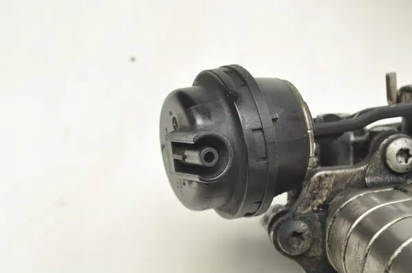 MERCEDES W213 2.0 CDI Enfriador de gases de escape A6541407600 image 3