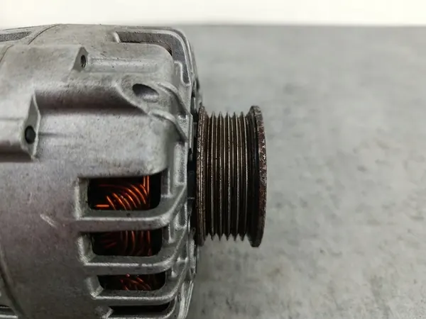 Vaihtovirtageneraattori Audi A4 B6 2.5 TDI 078903016AC SG14B012 image 3