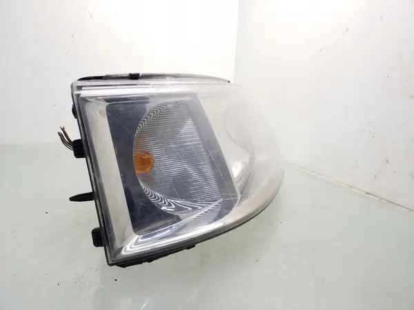 2005 Volkswagen Transporter - Caravelle T5 Refletor 0301191302 image 4