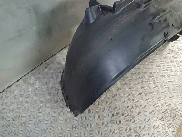 AUDI Q5 8R Etu Oikea Lokasuoja 8R0821172F image 3