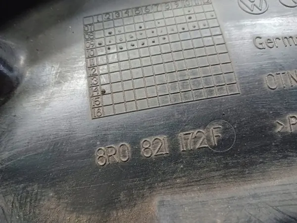 AUDI Q5 8R Etu Oikea Lokasuoja 8R0821172F image 7