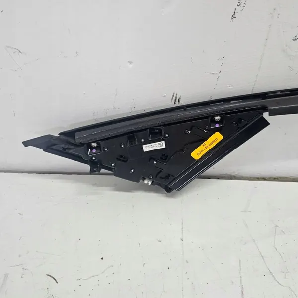 Tesla Model X Plaid 2022 Höger dörrpelarribba OEM 112870800C image 10