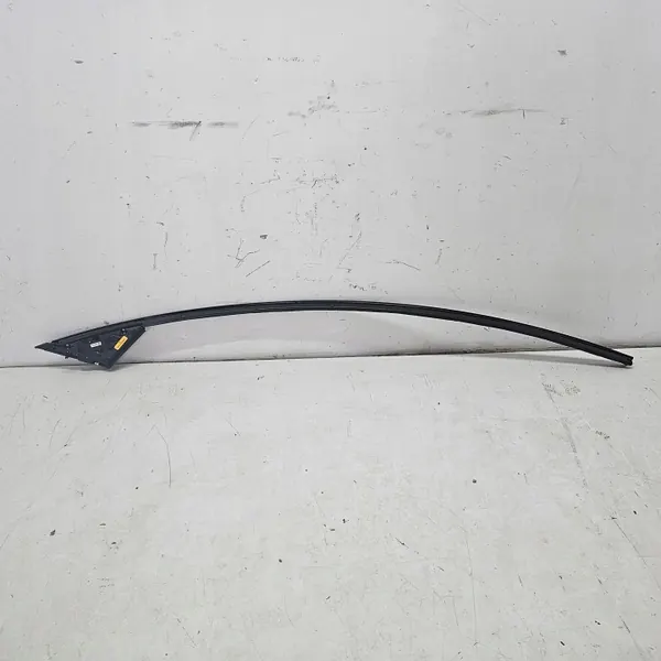 Tesla Model X Plaid 2022 Höger dörrpelarribba OEM 112870800C image 9