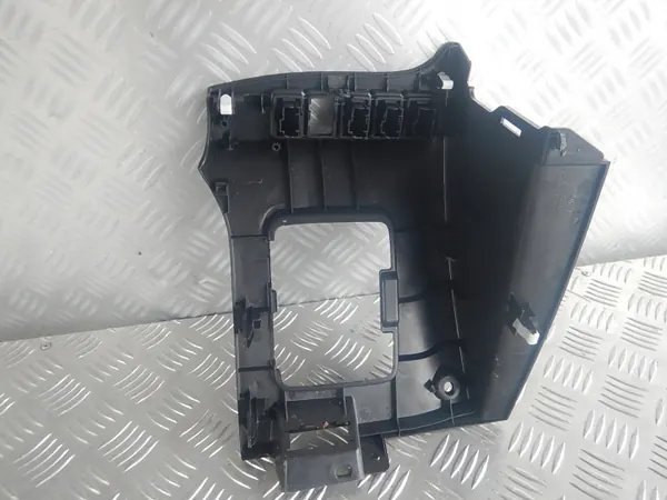 Cobertura Painel Esquerda Mitsubishi Outlander III OEM 8002C443 image 3
