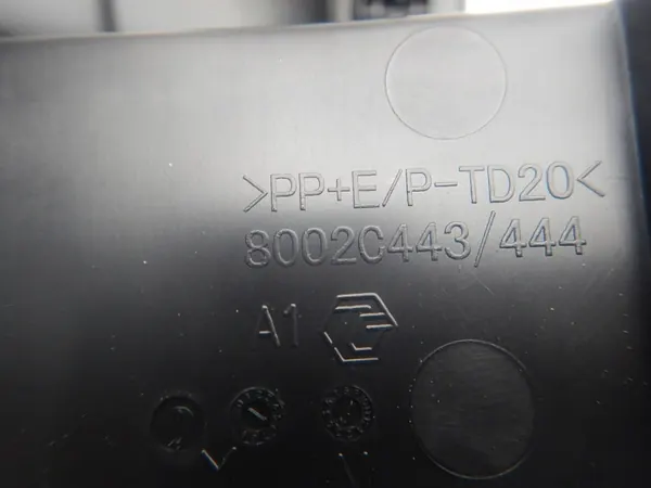 Cobertura Painel Esquerda Mitsubishi Outlander III OEM 8002C443 image 4