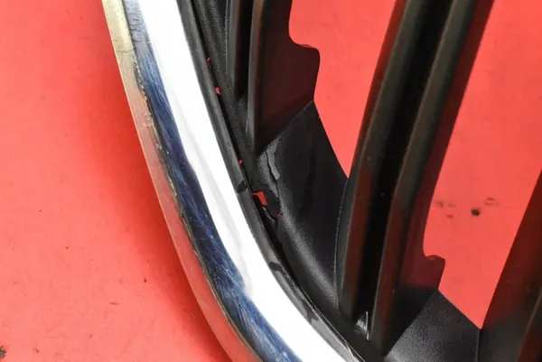 Black Chrome Grill 5L0853668B Skoda Yeti Lift 13-18 image 6