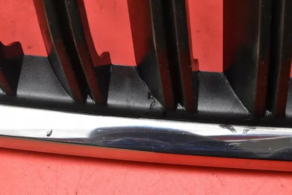 Black Chrome Grill 5L0853668B Skoda Yeti Lift 13-18 image 7