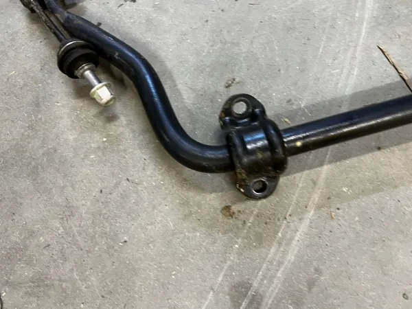 Barre stabilisatrice avant OEM MB3C-5482-DA pour Ford Bronco image 3