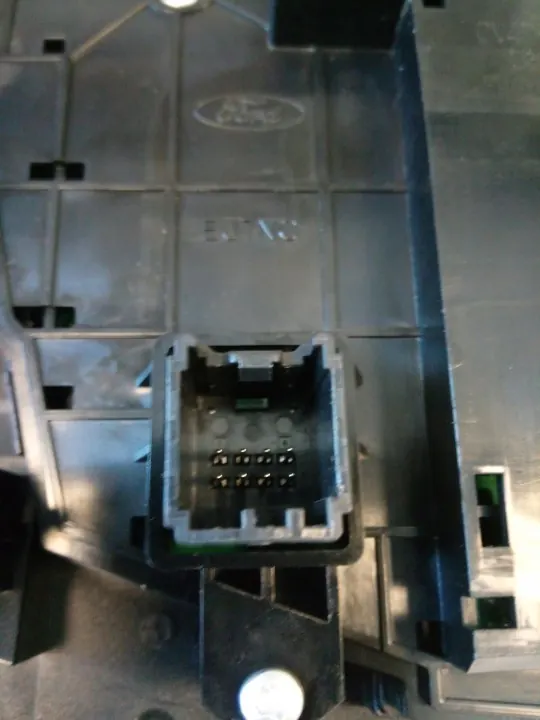 Panneau de contrôle radio Ford Kuga MK2 OEM CV4T-18K811-SA image 6