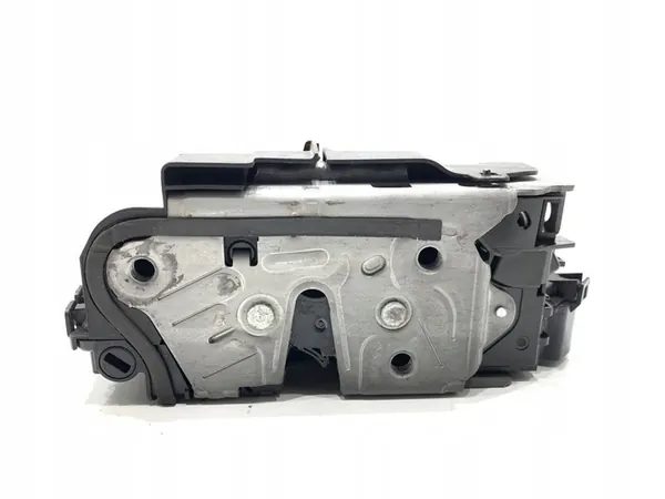 Fram Höger Dörrlås SKODA SUPERB III Kombi image 2