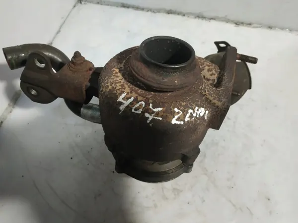 Turbo PEUGEOT 407 (6D_) 2.0L diesel 100kW 2006 image 4