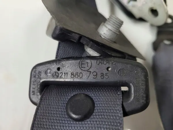 Cinto de segurança Mercedes W211 OEM A2118607985 Dianteiro Esquerdo image 3