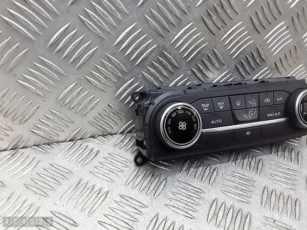 2018 Ford Fiesta Climate Control Module h1bt18c612bh image 2