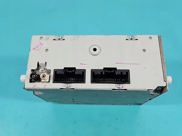 OEM F1BT-18C815-GG Ford fabriksradio - Begagnad image 4