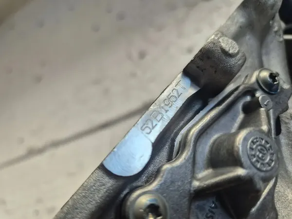 EGR-venttiili Vw Transporter T5 2.0 TDI image 7