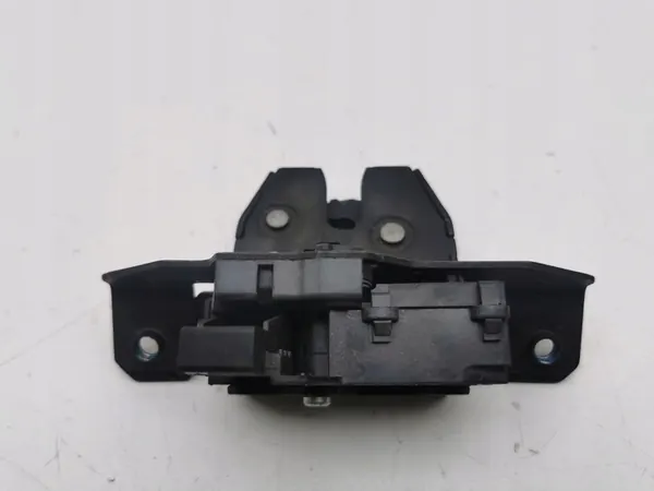 Opel Zafira C 2014 Baklucka Lås image 2