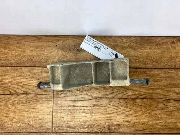 Support échappement OEM 68268197AA pour Dodge Ram 1500 2019+ image 2